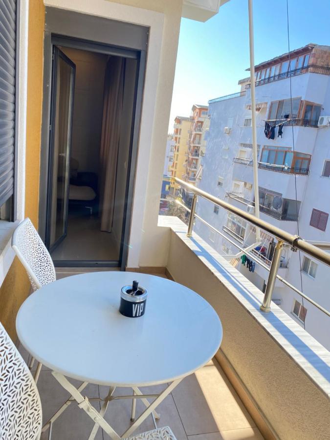 Comfort Apartament, Near The Beach ドゥラス エクステリア 写真