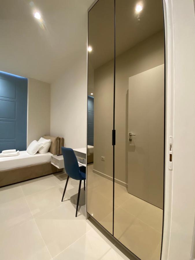 Comfort Apartament, Near The Beach ドゥラス エクステリア 写真